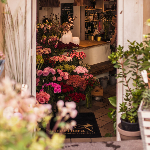 Deb's Flower Shoppe